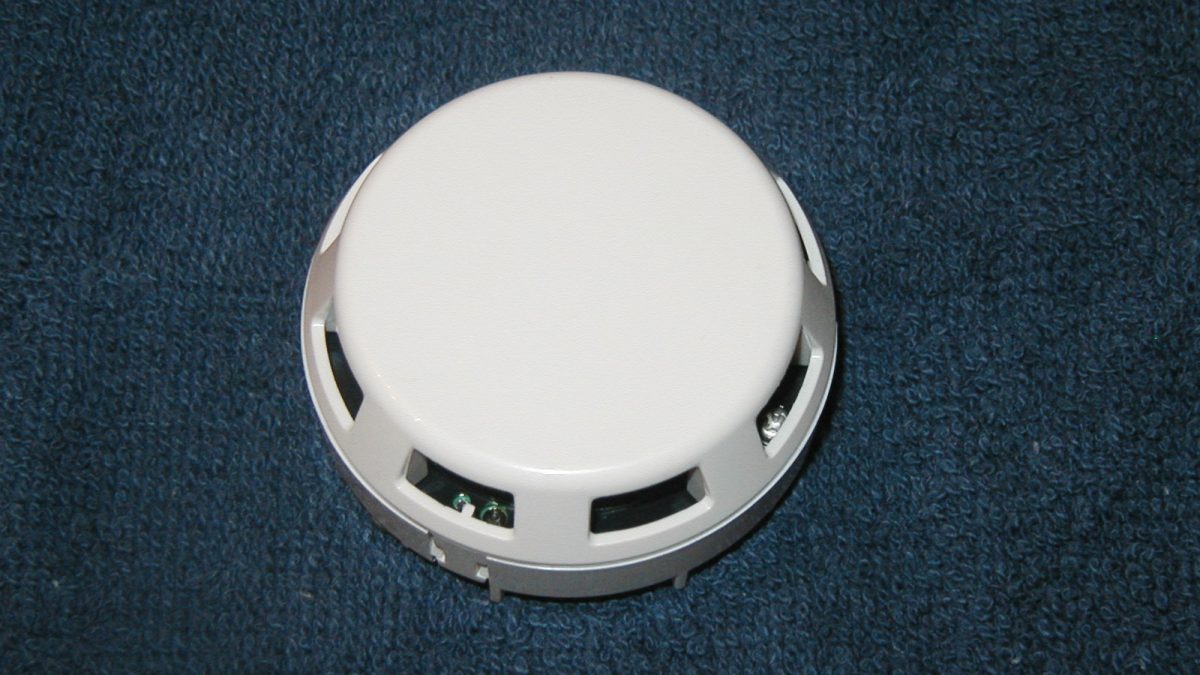 SIMPLEX 4098-9701 TRUEALERT SMOKE DETECTOR ADDRESSABLE HEAD 200 AVAILABLE 