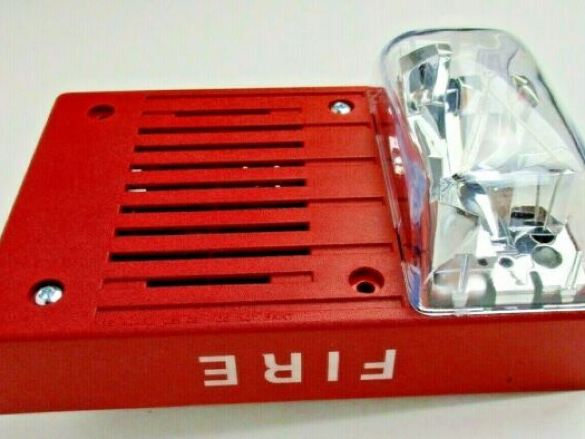 Simplex 2902-9735 Wall mount fire alarm speaker/strobe light 