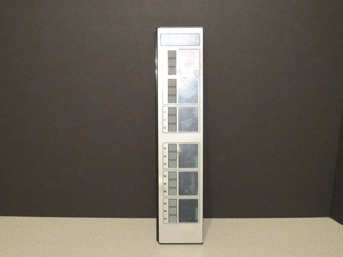 Edwards 4X-6/3S1G2Y, EDWARDS (4X-6/3S1G2Y) LED & Switch Module – 6 Groups of 3 Swit